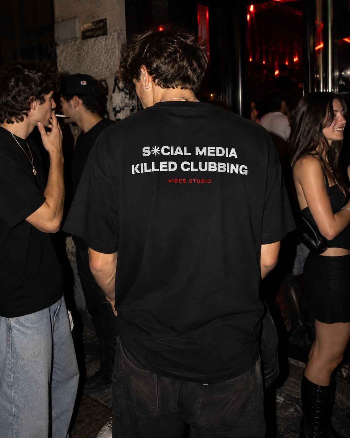 Social Media Killed Clubbing | T-Shirt